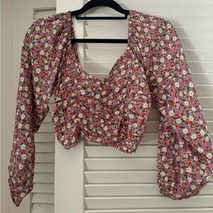 Billabong x Salty Blonde long sleeve Crop Top